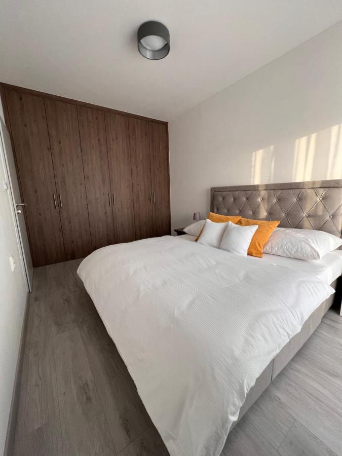 Rivapark Appartement Dunajská Streda Buitenkant foto