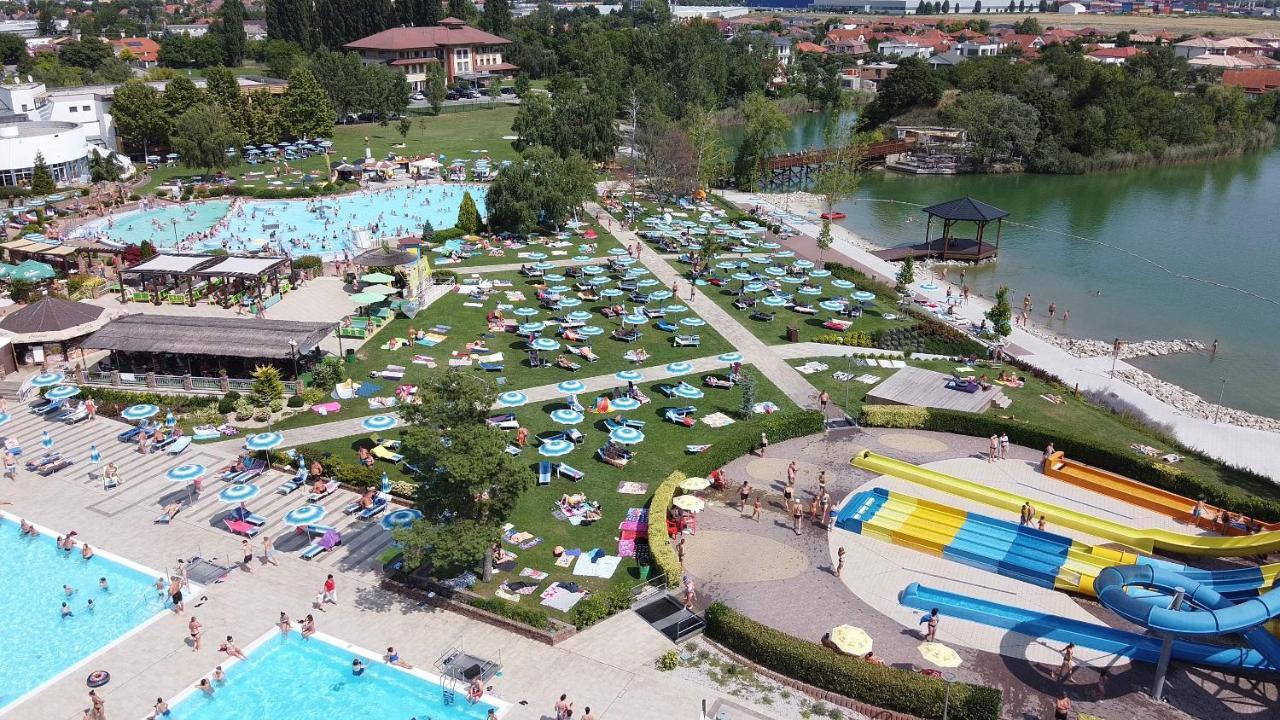 Rivapark Appartement Dunajská Streda Buitenkant foto